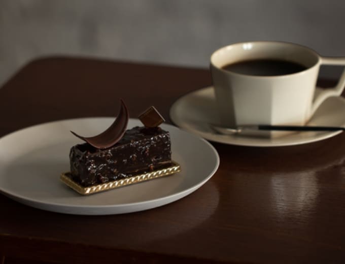 BURDIGALA MARUNOUCHI The Lounge