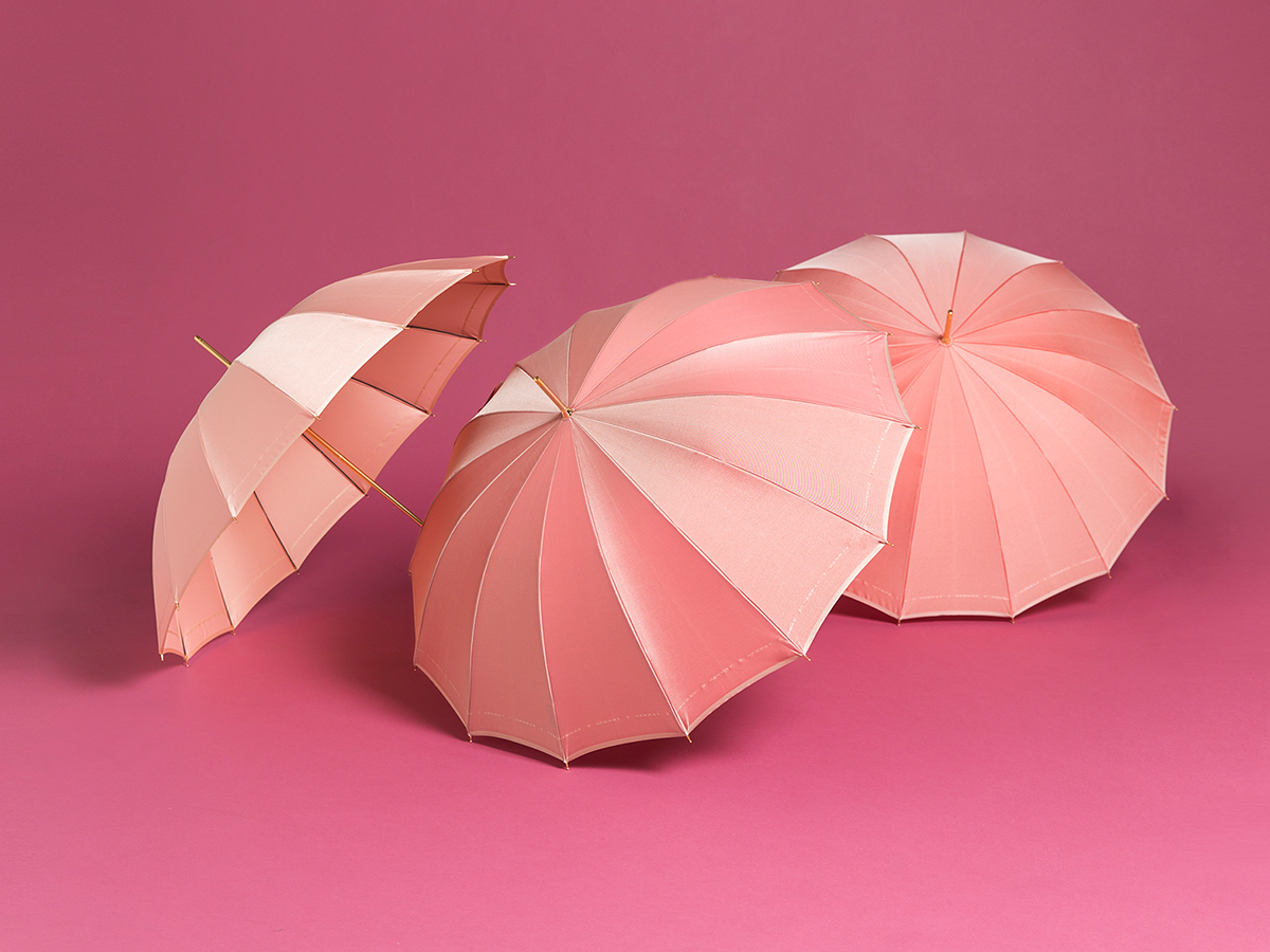 HANWAY Marunouchi Shin-Marunouchi Bldg. Building Custom-made umbrellas are handmade by craftsmen living in Kyoto