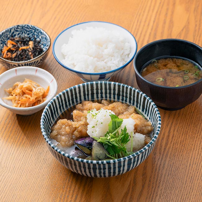 恵比寿 土鍋炊ごはん なかよし 丸の内iiyo!!店