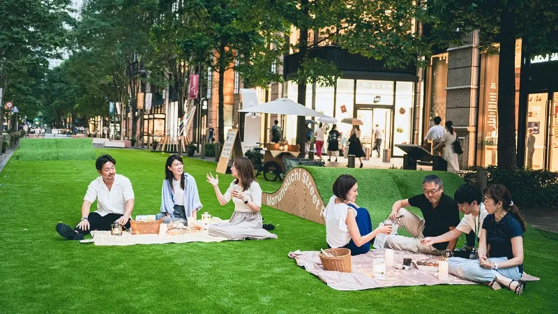 Marunouchi Street Park